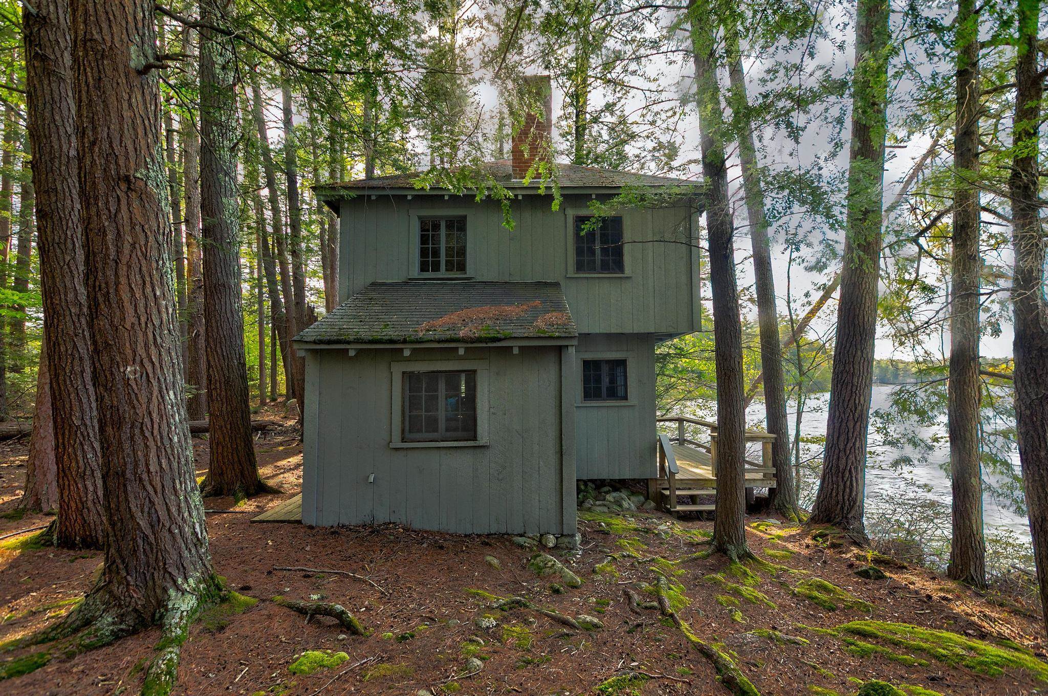 52 Little Road