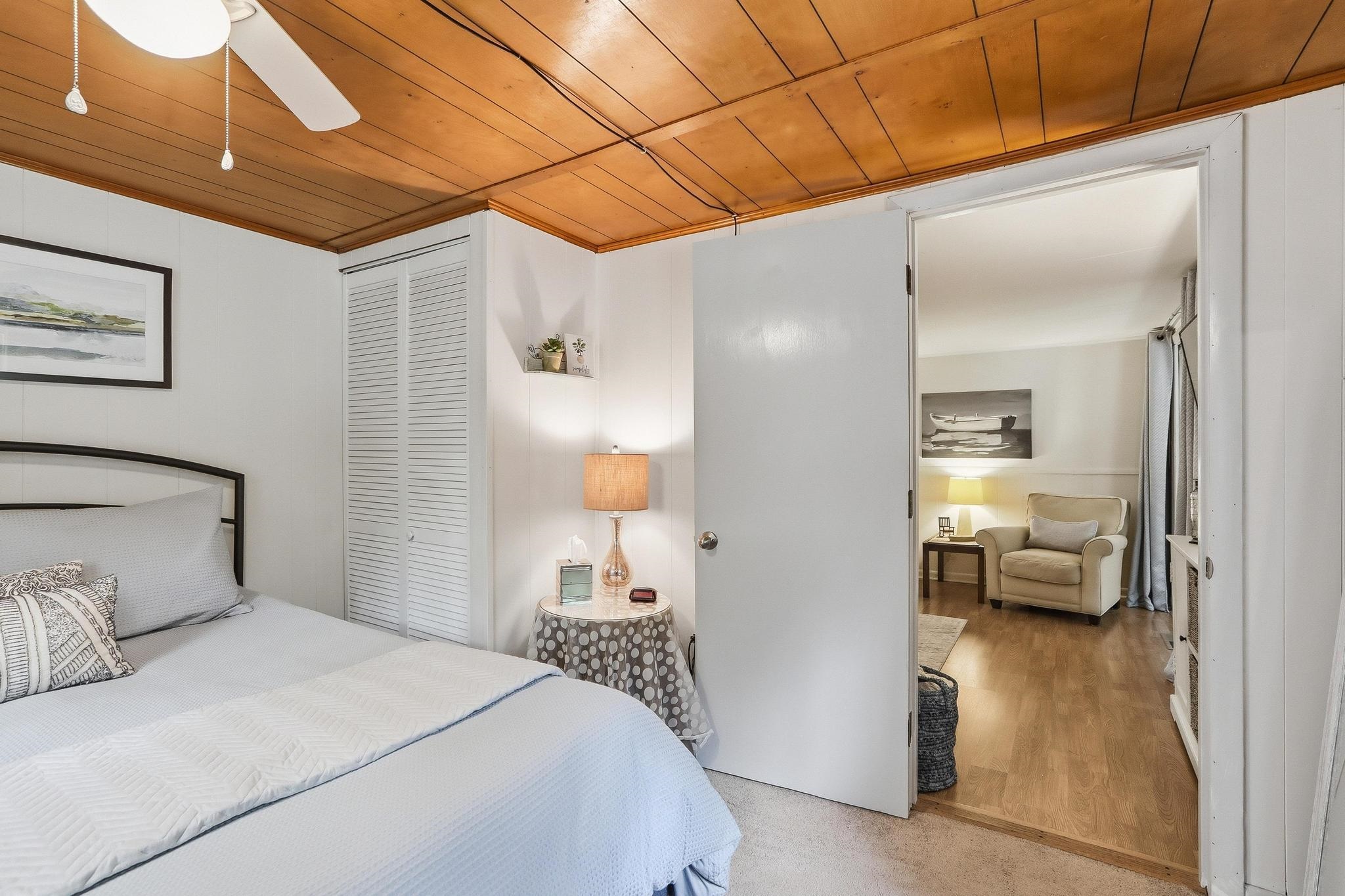 200 Paradise Drive