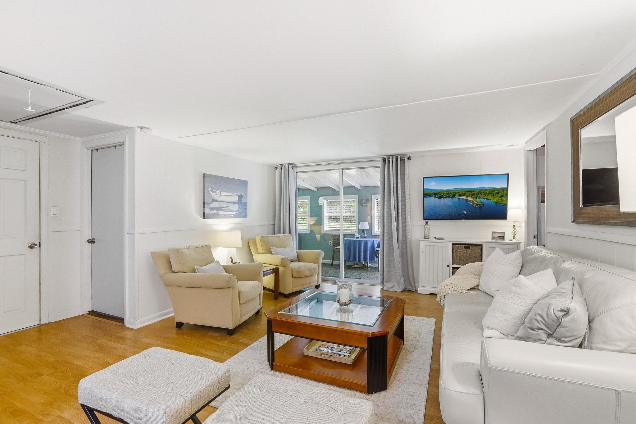 200 Paradise Drive