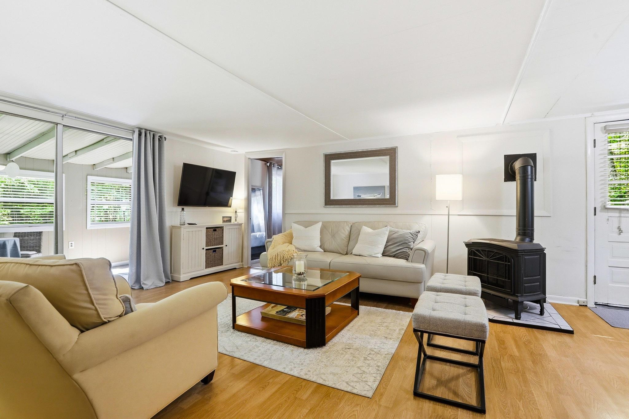 200 Paradise Drive