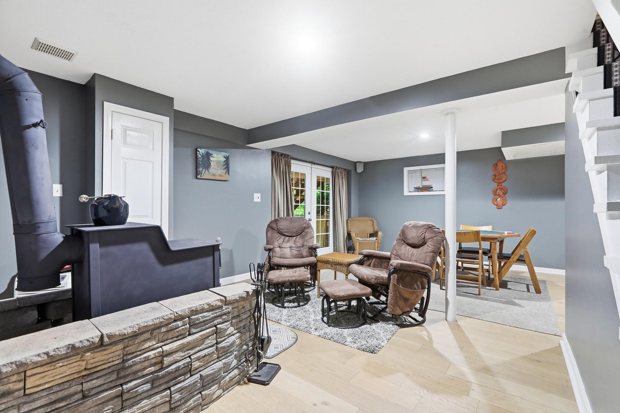 30 Hickory Lane