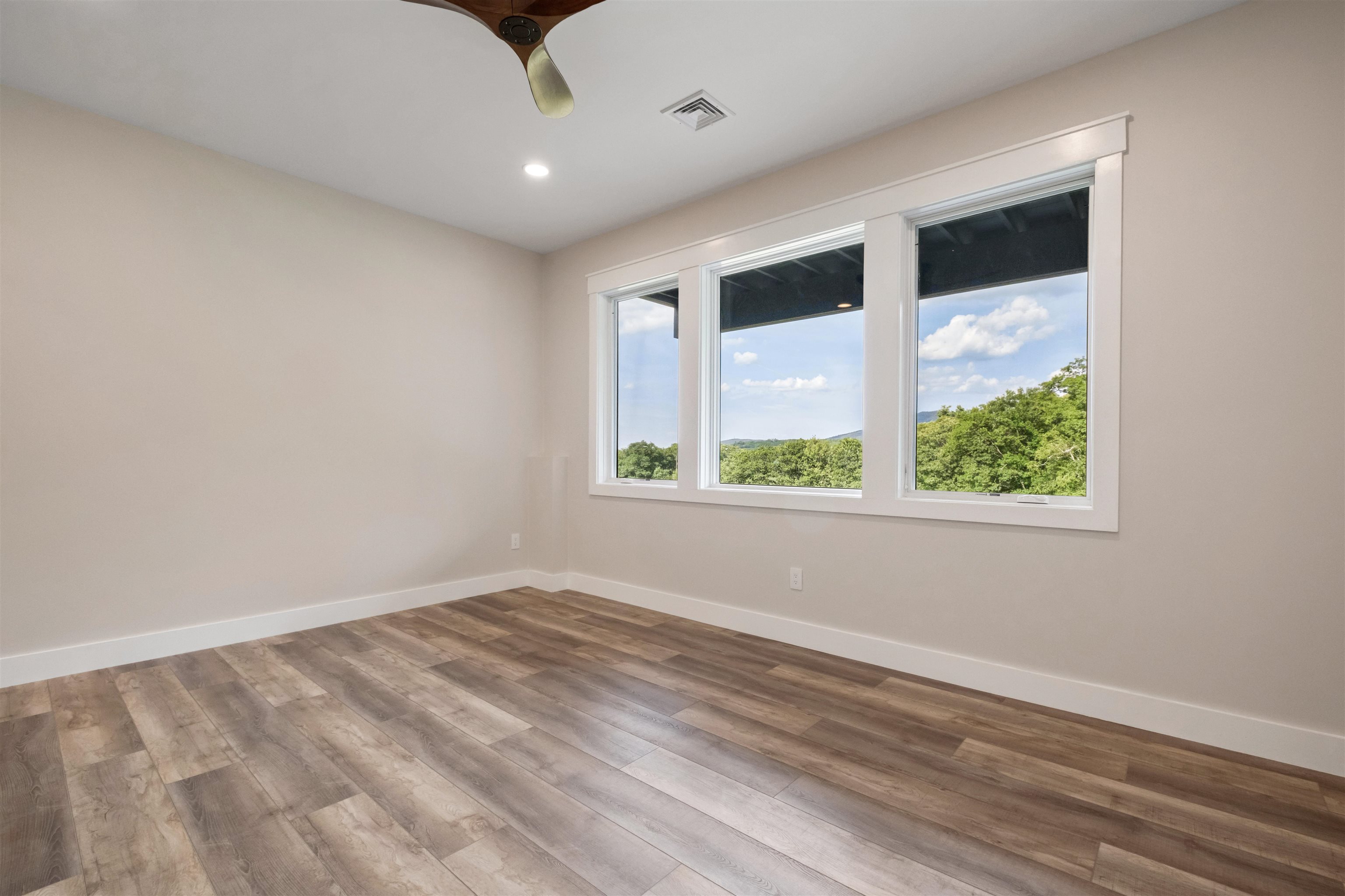 24 Green Acres Drive