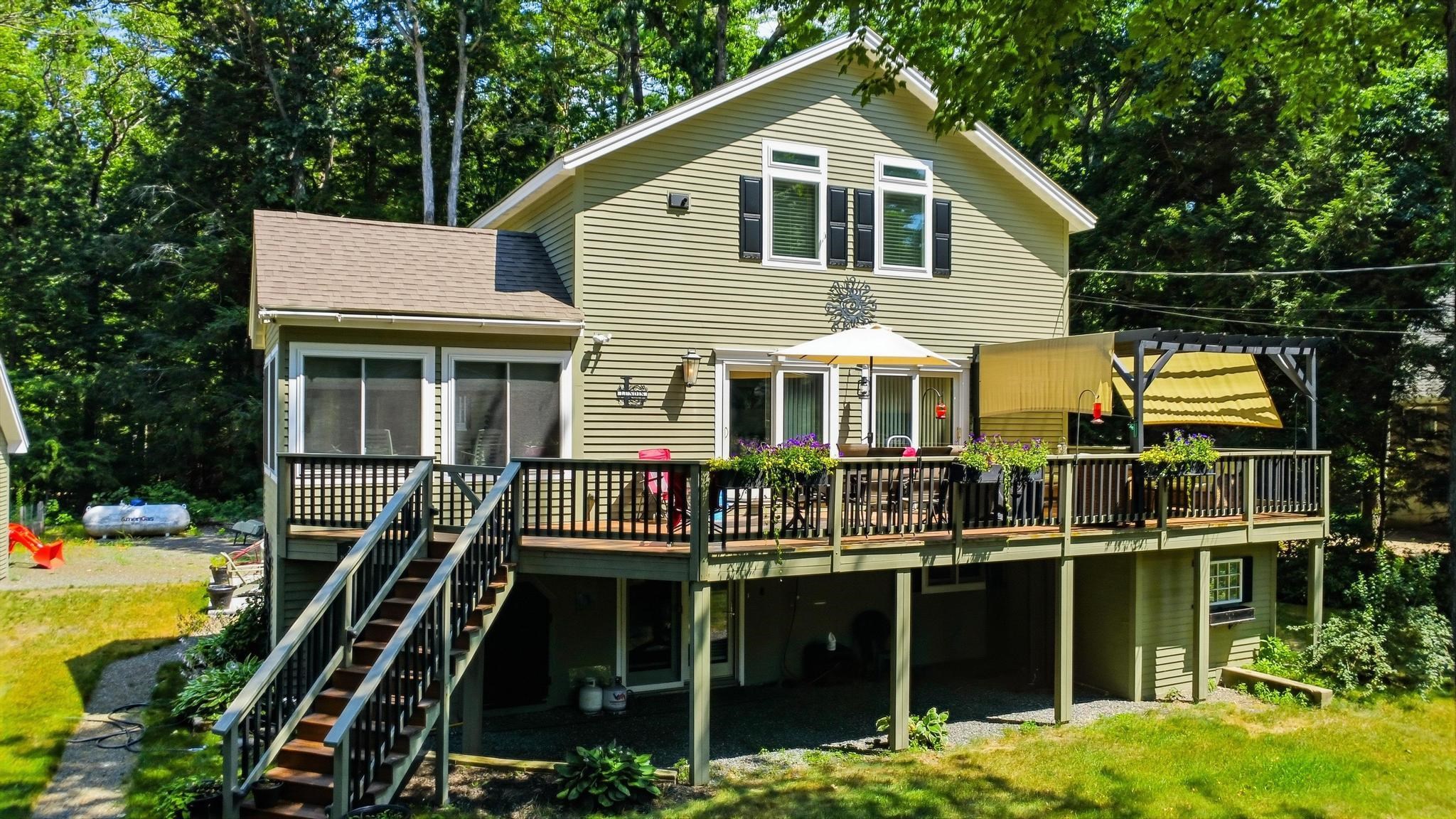 21 Shangri La Drive