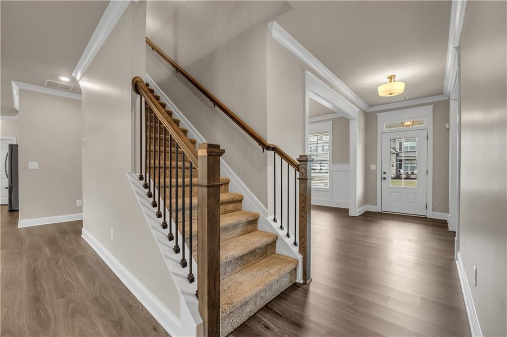 6984 Lancaster Crossing