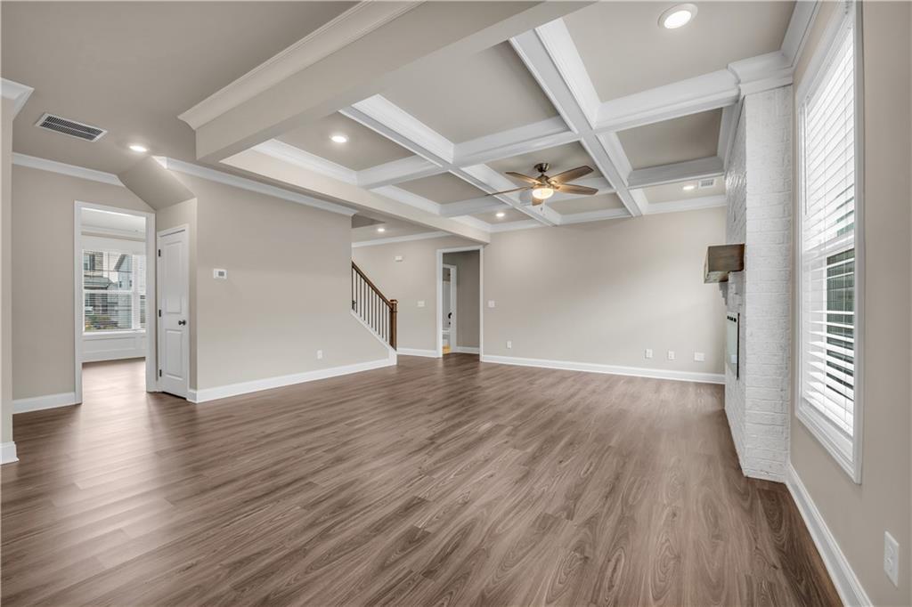 6984 Lancaster Crossing