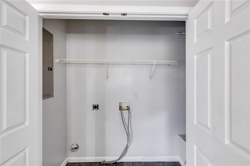 6088 Camden Forrest Court