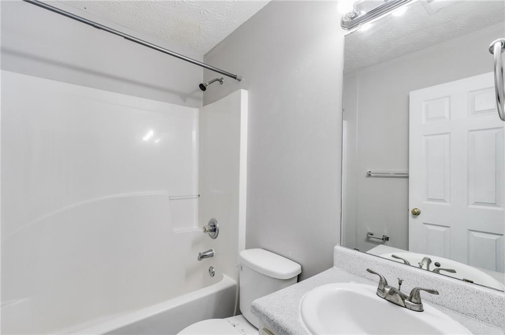 6088 Camden Forrest Court