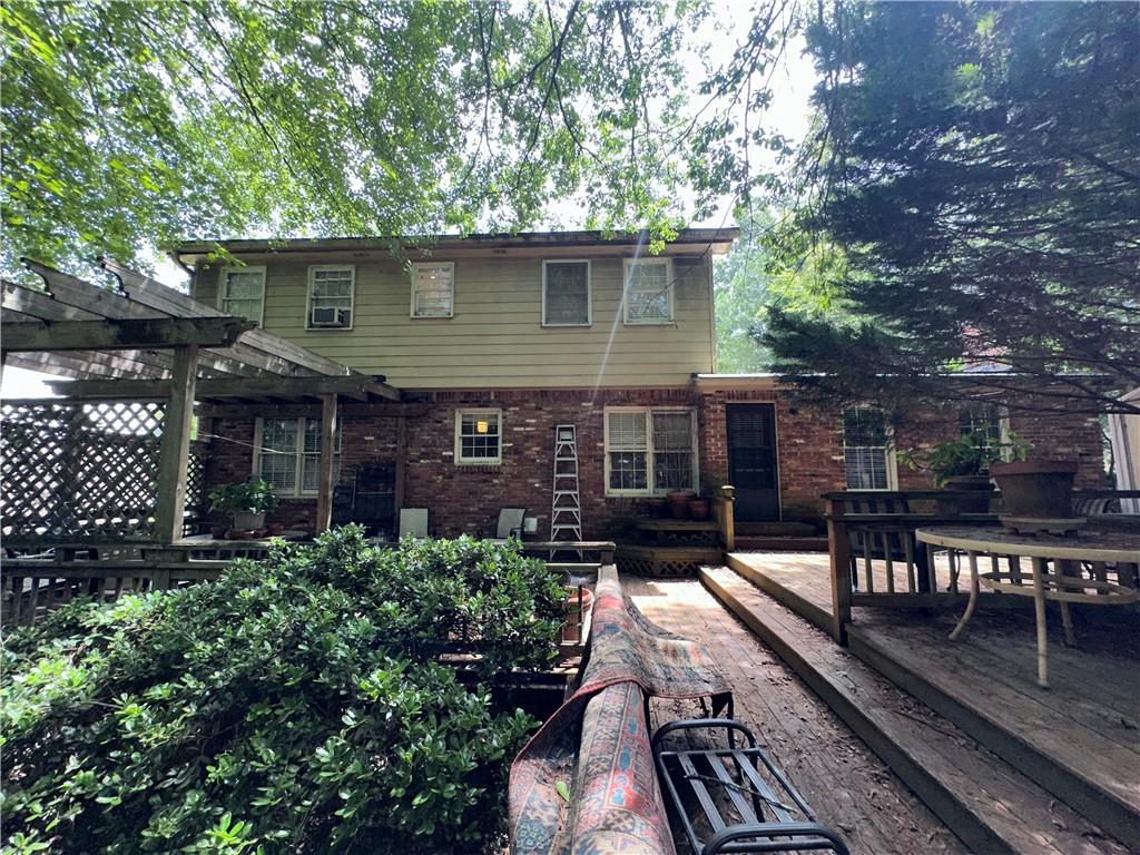 5012 Chestnut Forest Lane