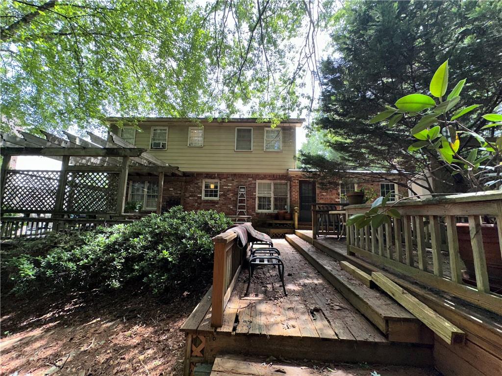 5012 Chestnut Forest Lane