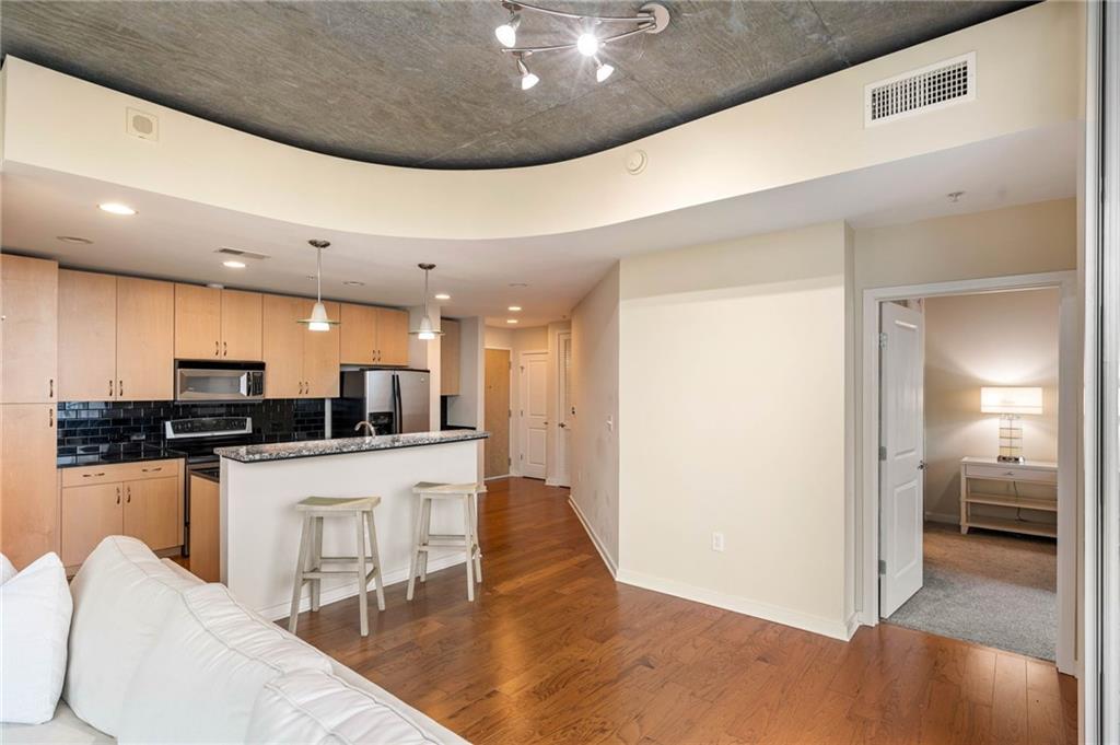 860 Peachtree Street NE Unit 1917