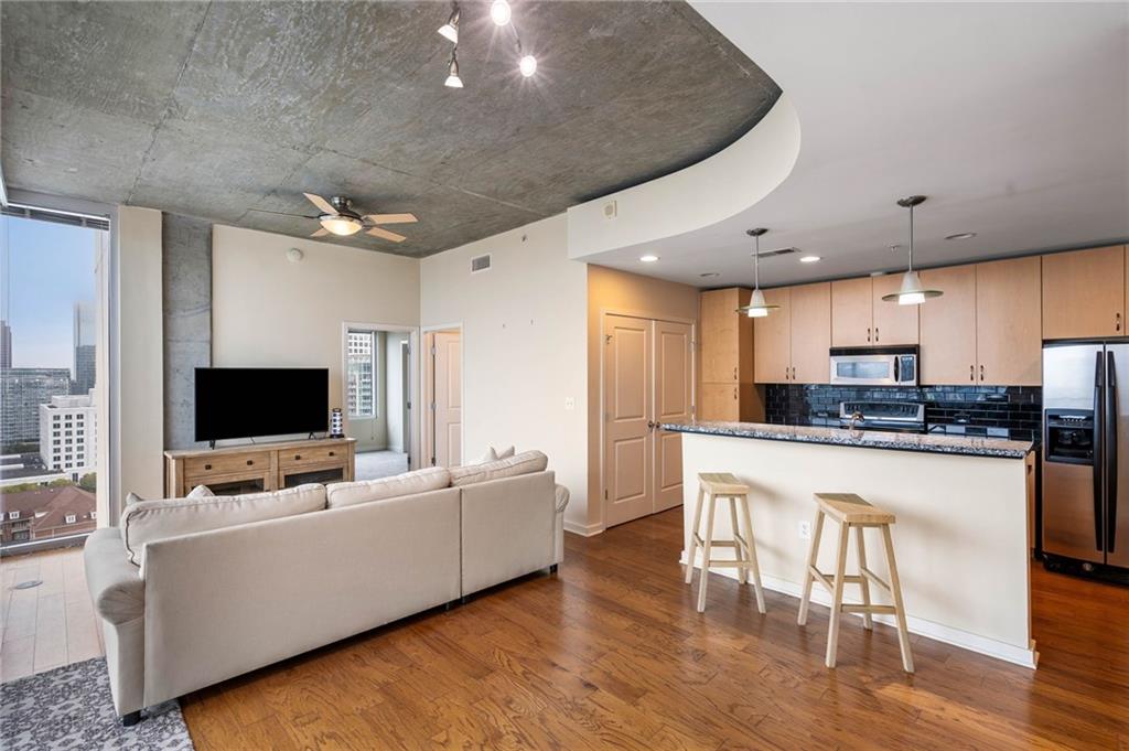 860 Peachtree Street NE Unit 1917