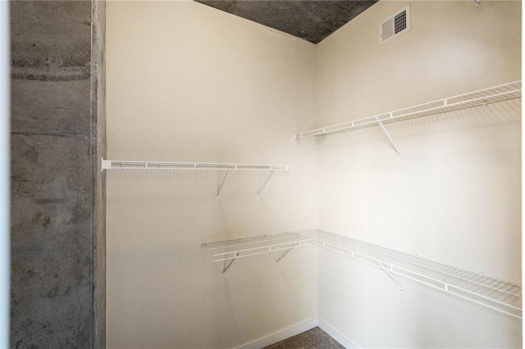 860 Peachtree Street NE Unit 1917