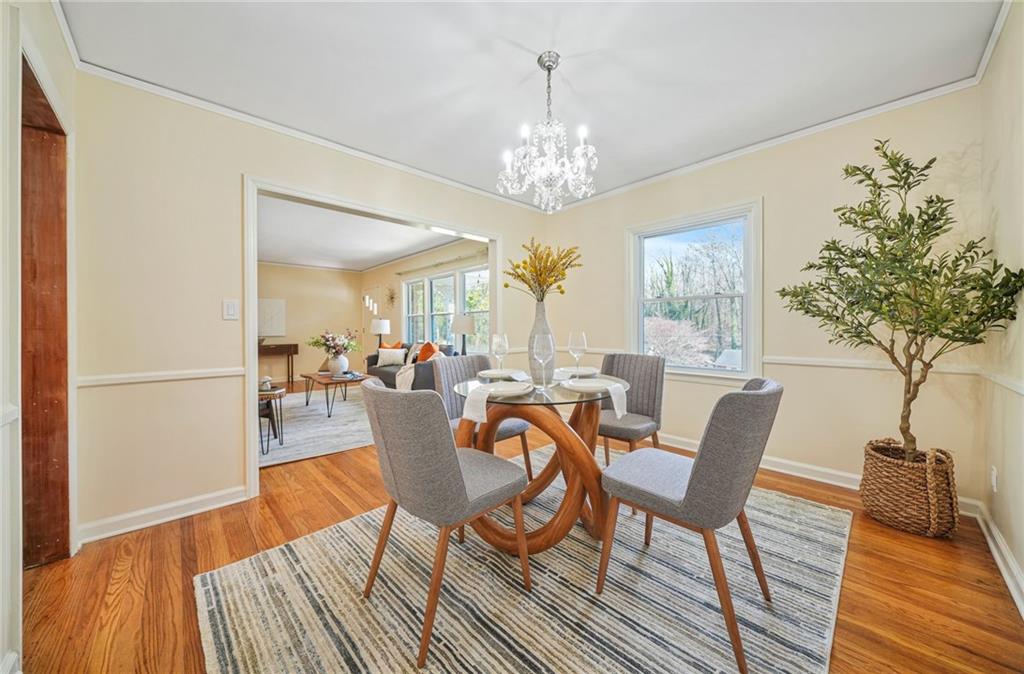 719 Lynn Valley Road SW