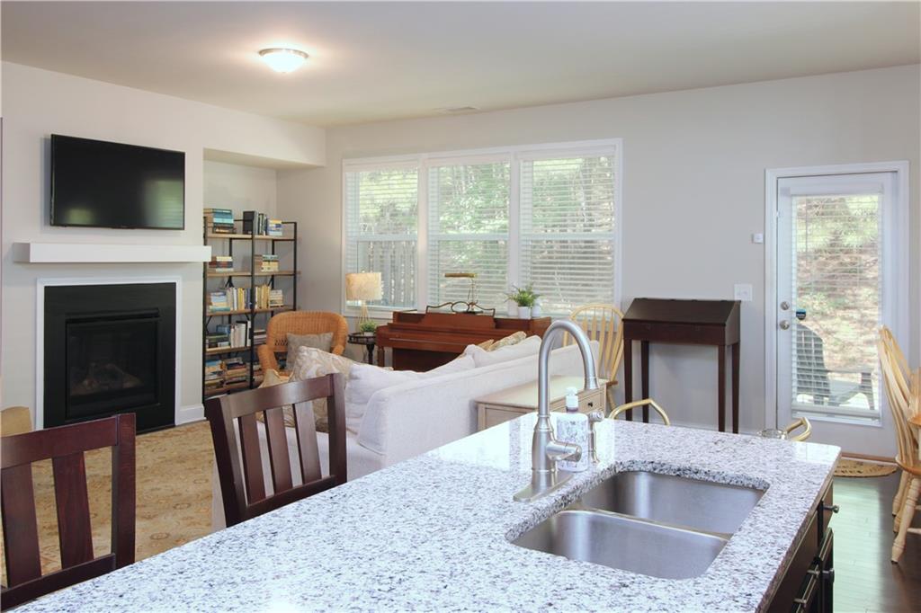 5433 Cascade Ridge SW