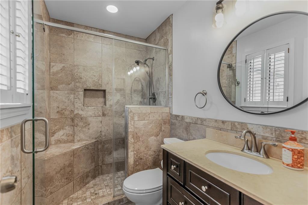 620 Clearbrook Court