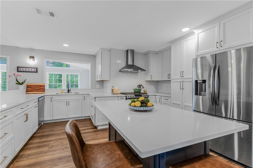 620 Clearbrook Court
