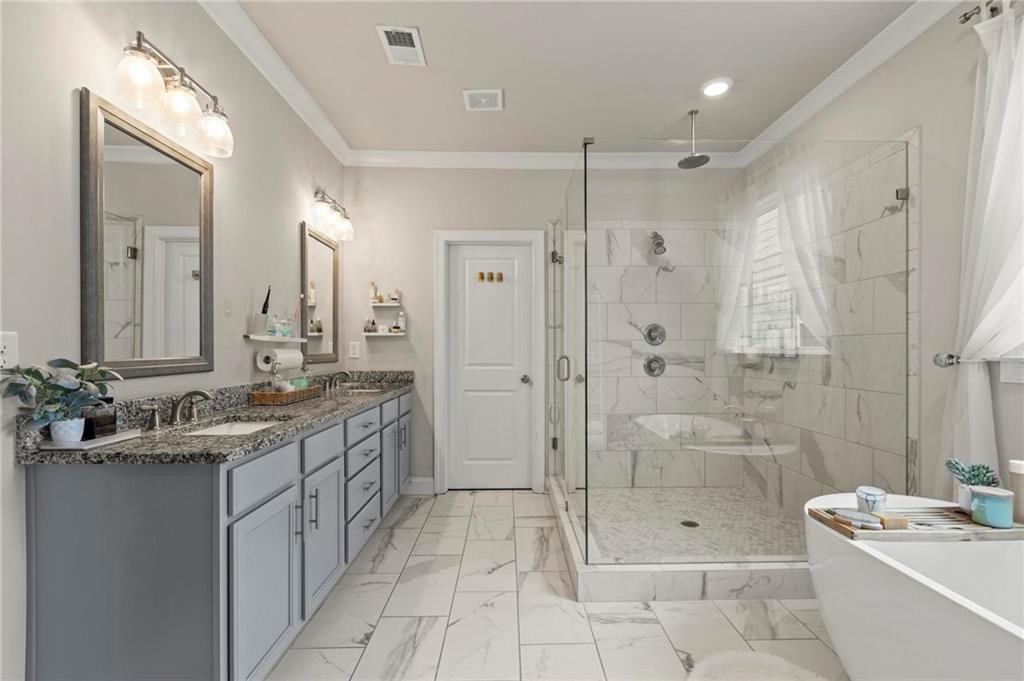 558 Onyx Landing