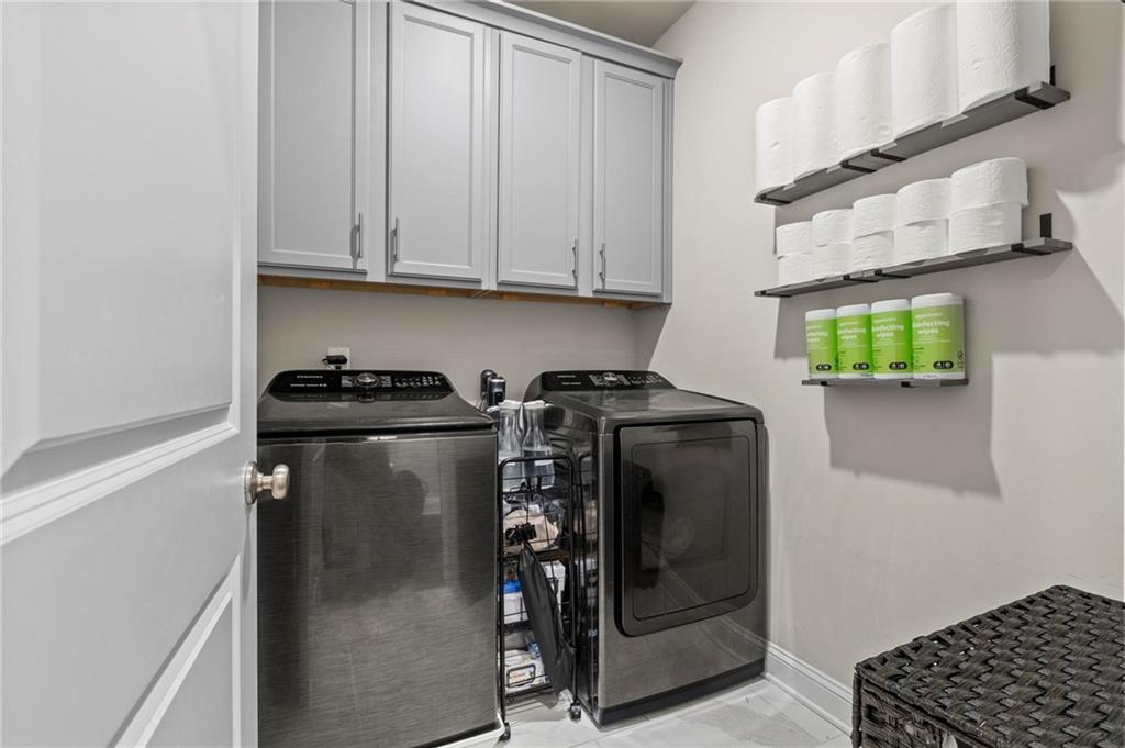 558 Onyx Landing
