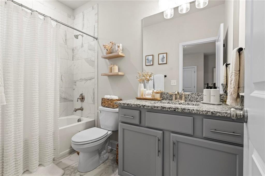 558 Onyx Landing