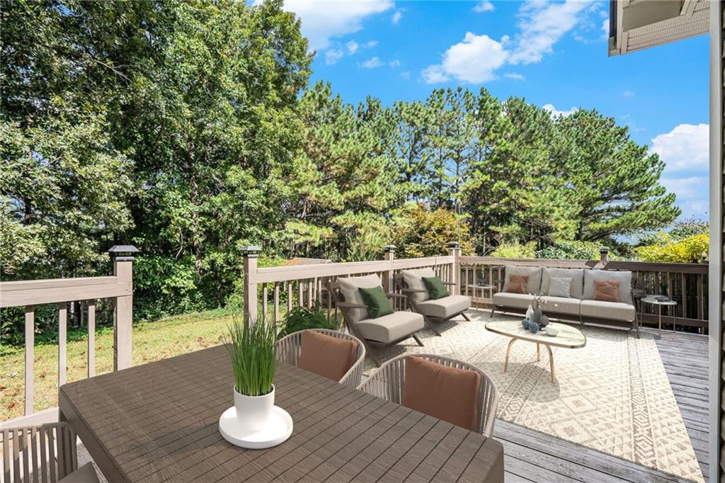 370 Cedarhurst Road