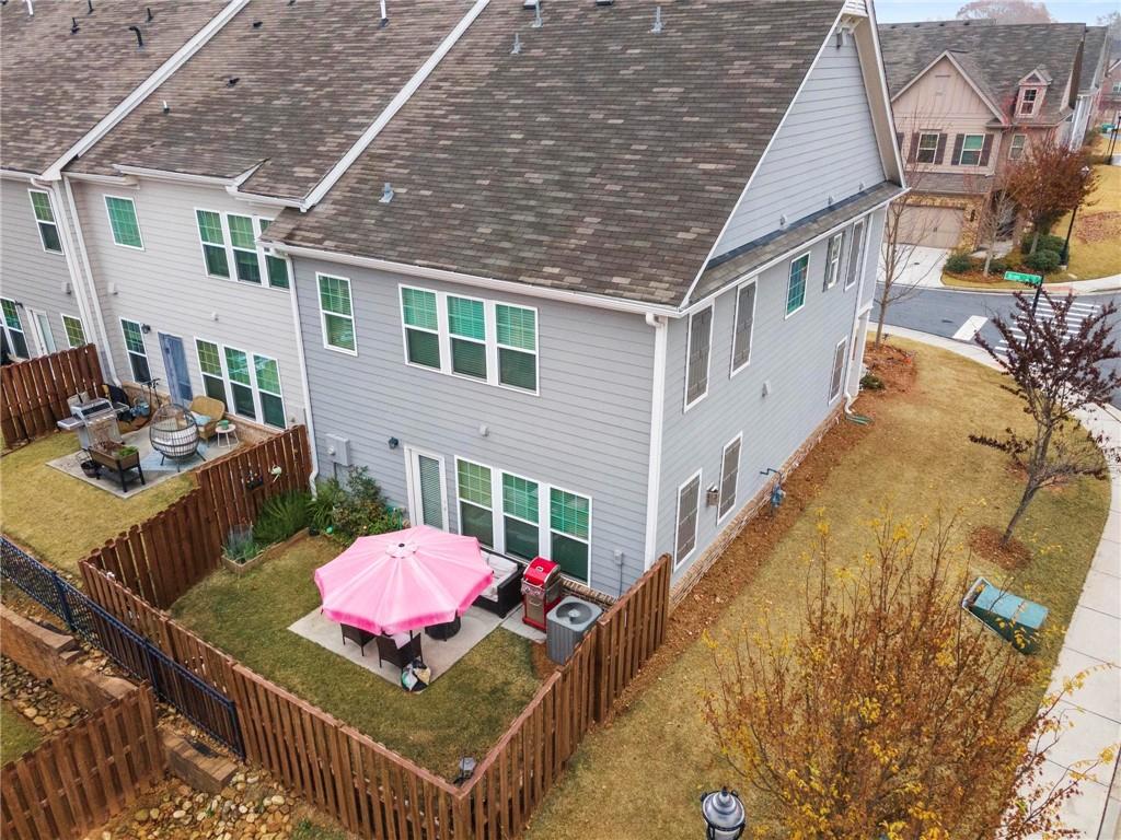 592 Bright Street