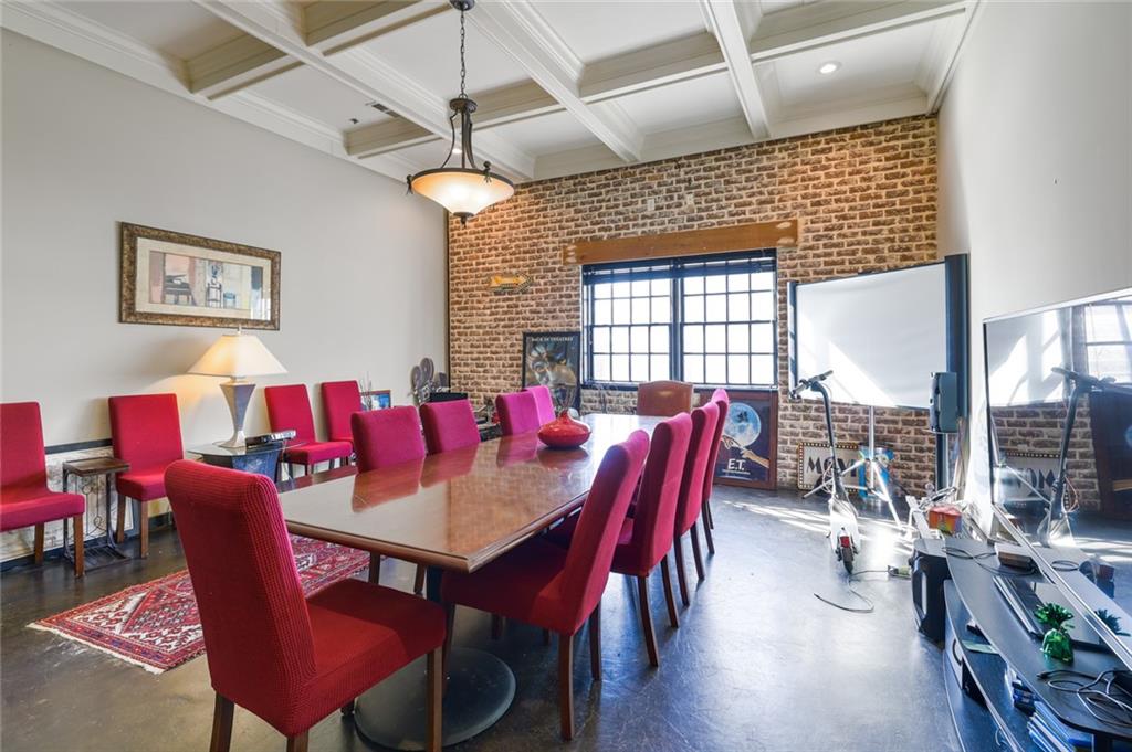 5434 Peachtree Road Unit 113
