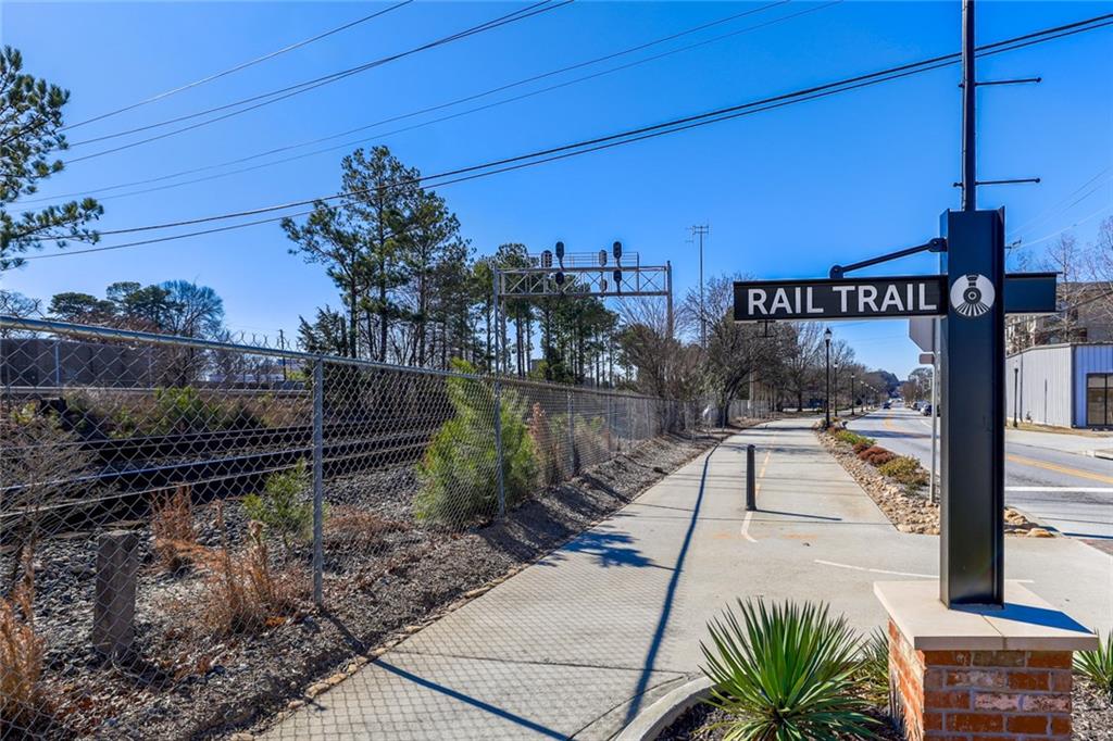 5434 Peachtree Road Unit 113