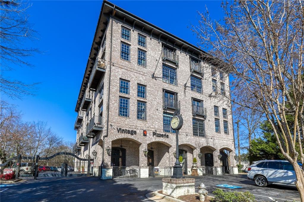 5434 Peachtree Road Unit 113