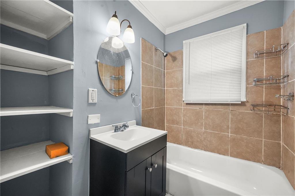 360 Betsy Avenue SW