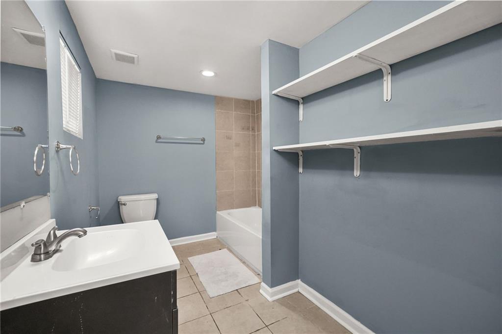 360 Betsy Avenue SW