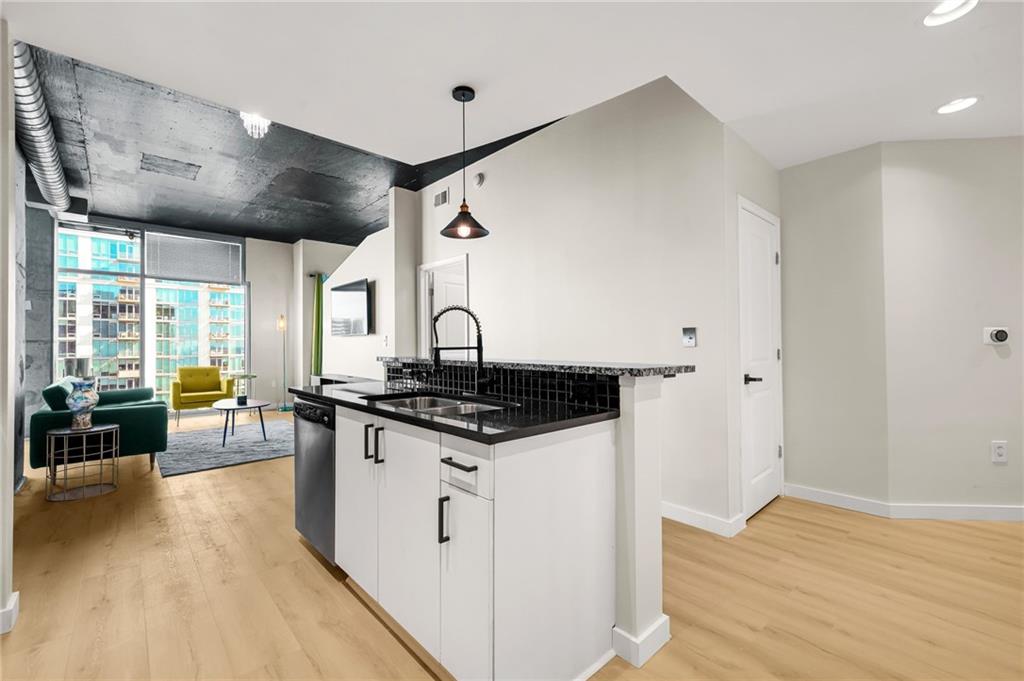 250 Pharr Road NE Unit 1702