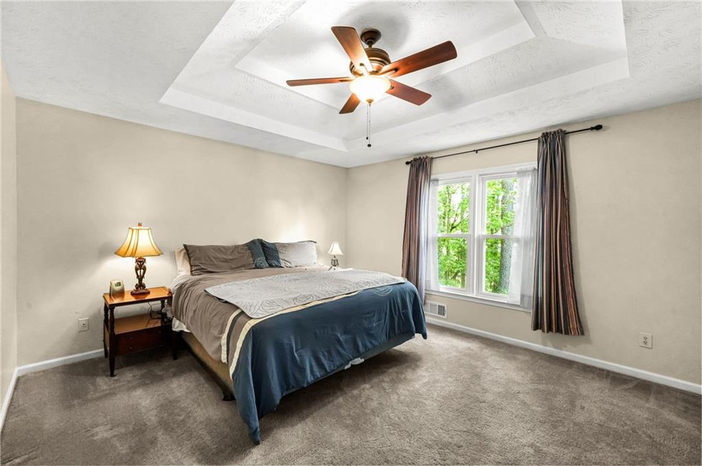 825 Meadowsong Circle