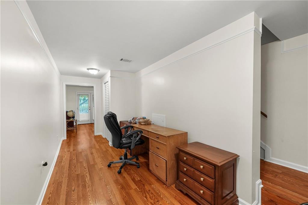 1158 Morningside Place NE