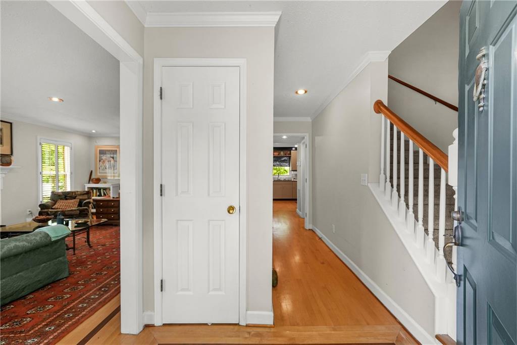 1158 Morningside Place NE
