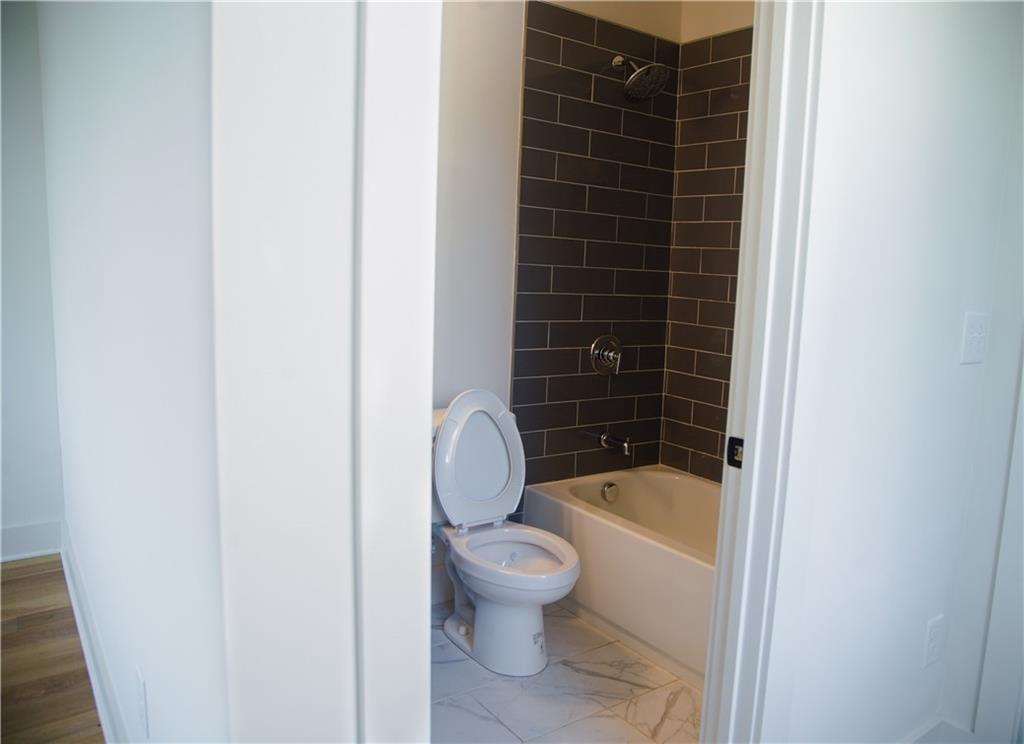 1350 May Avenue SE Unit 20