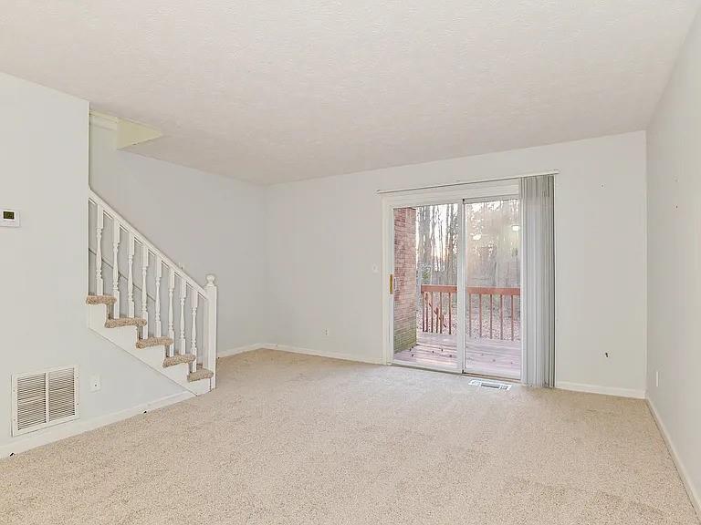 123 Curtis Road