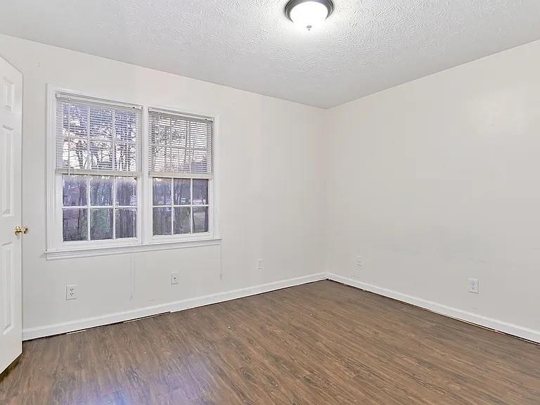 123 Curtis Road