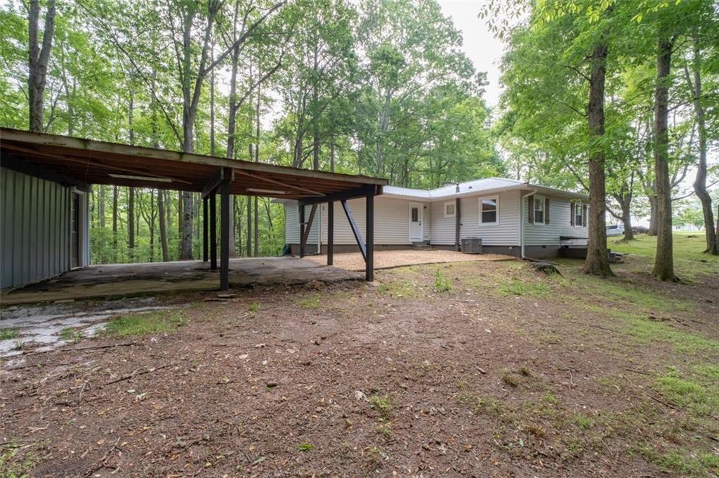 2640 Land Road