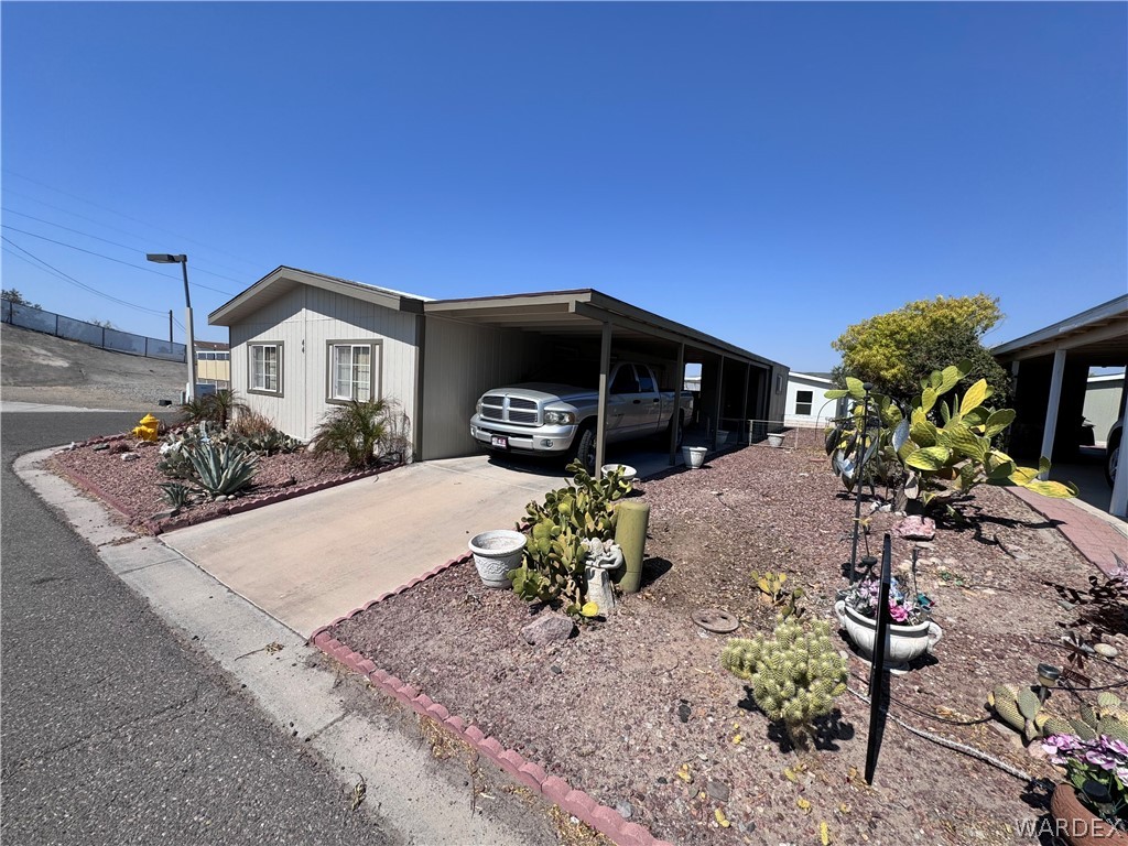 2066 E El Rodeo Road 44