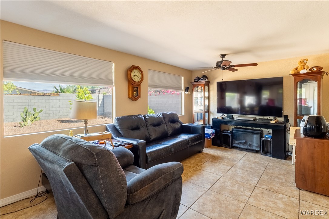 1456 Summit Circle
