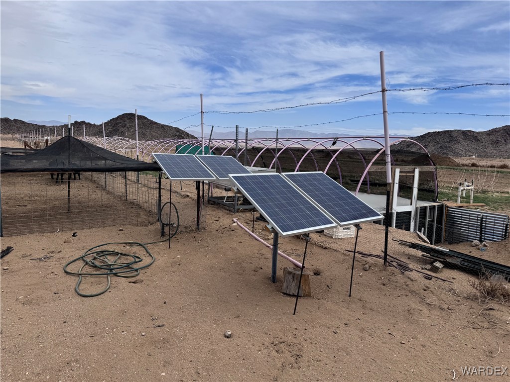 00 E Mountain Meadow