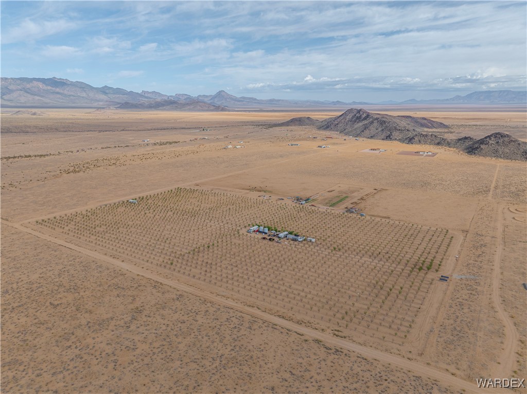 00 E Mountain Meadow