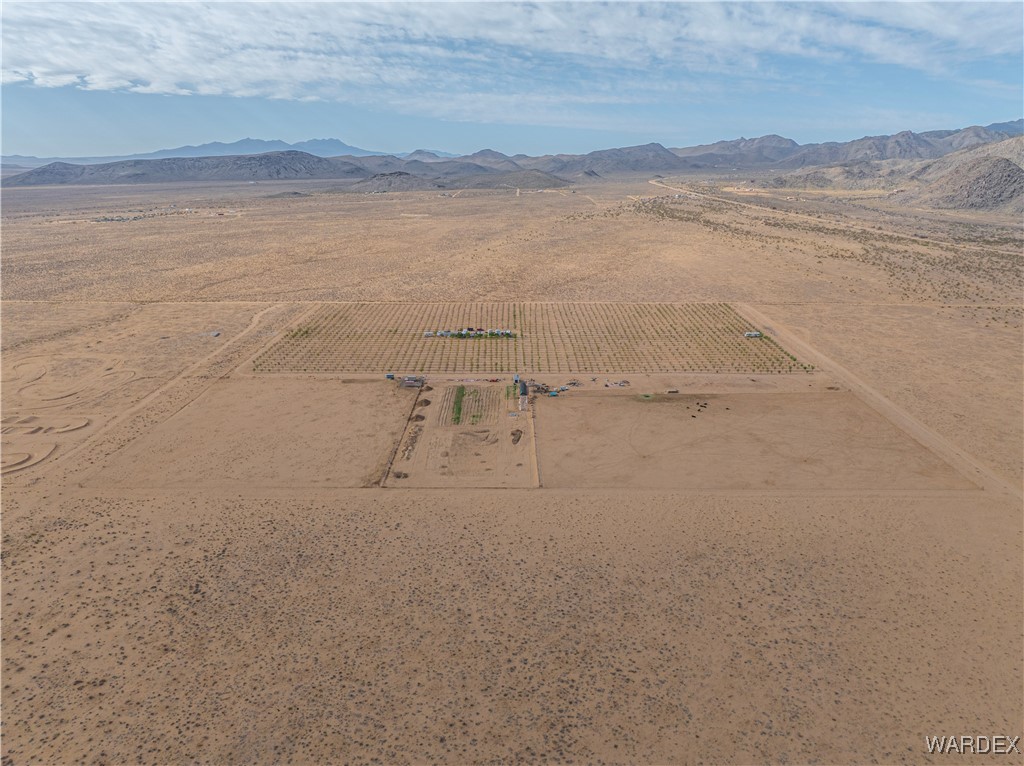 00 E Mountain Meadow