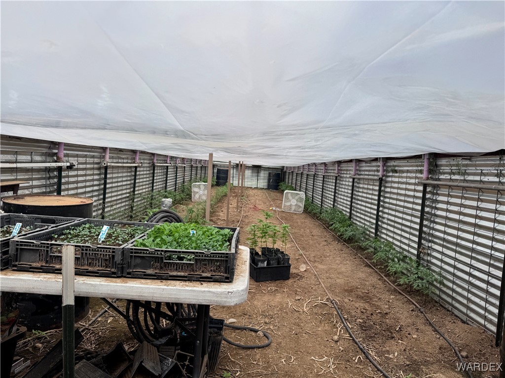 00 E Mountain Meadow