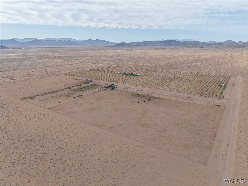 00 E Mountain Meadow