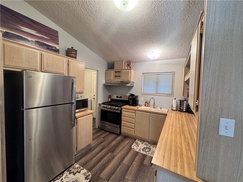 5455 E Coconino Drive