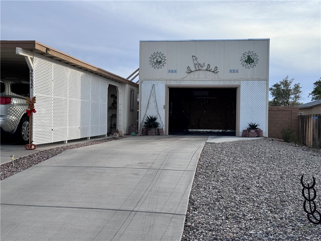 2532 E Morgan Road