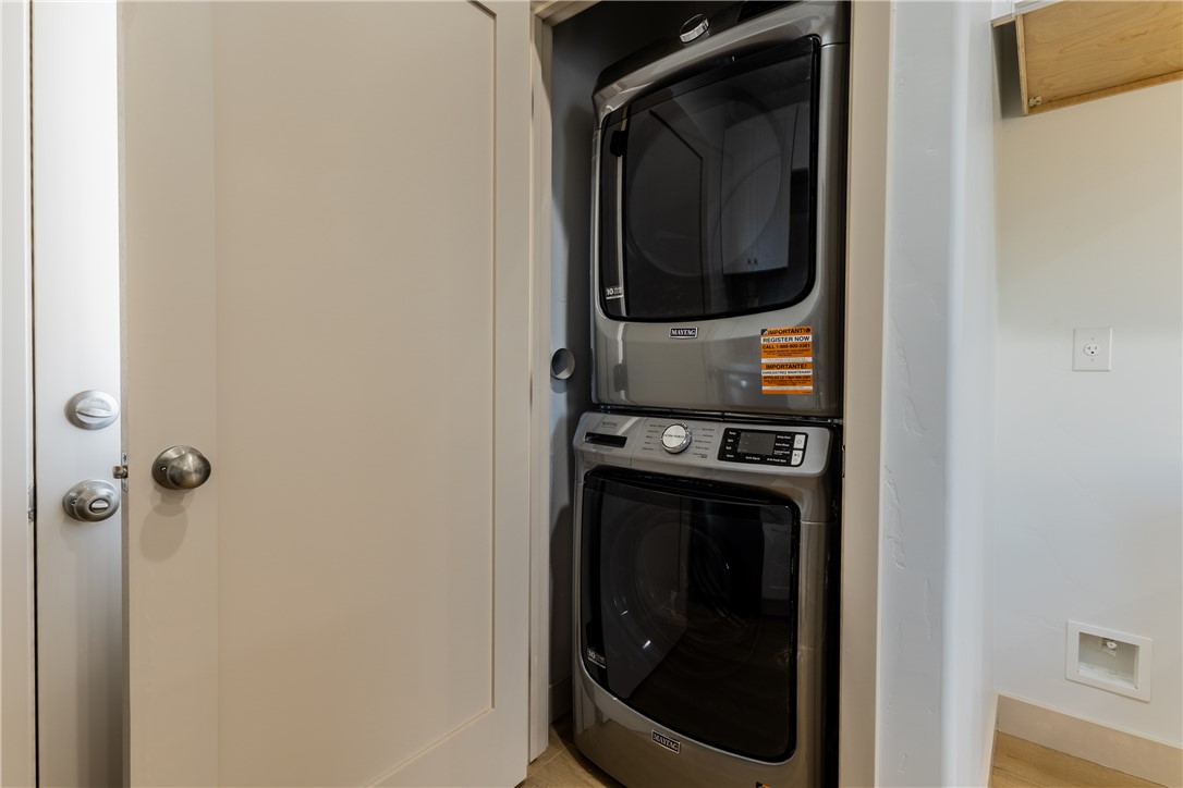 370 Riverfront Drive 1