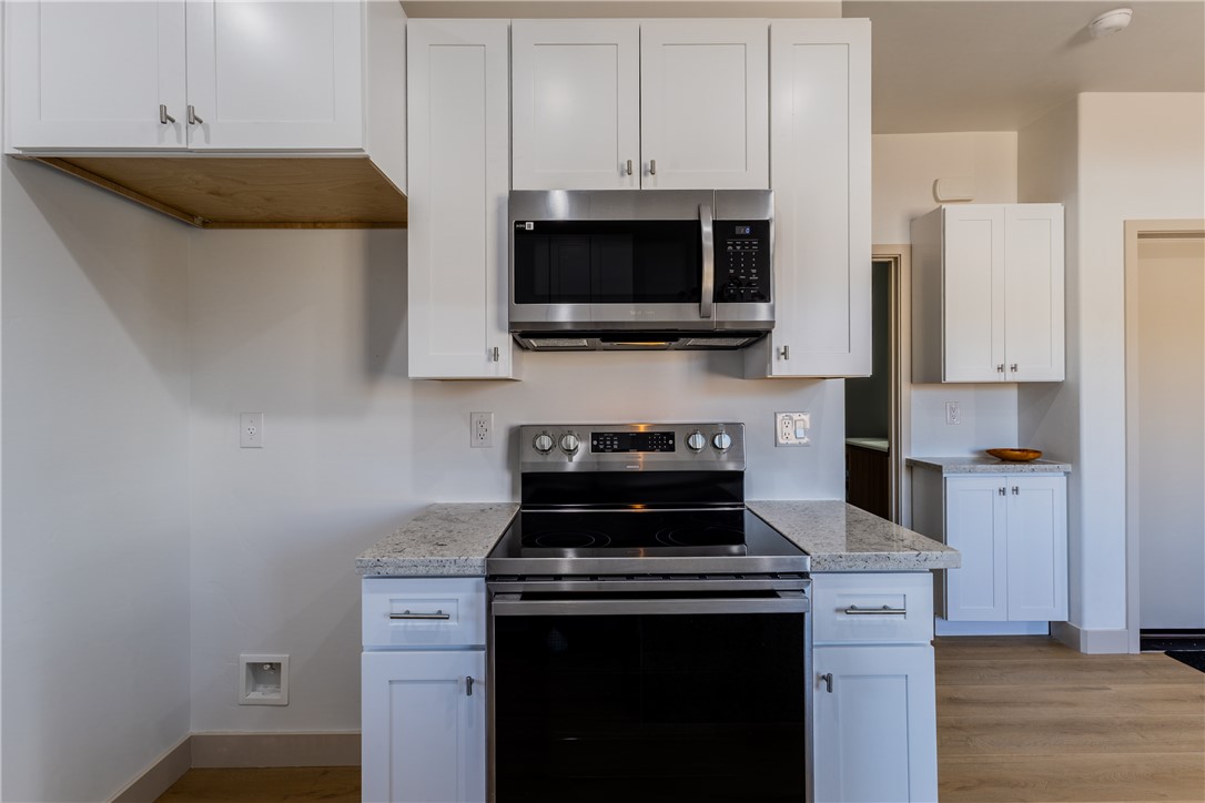 370 Riverfront Drive 1