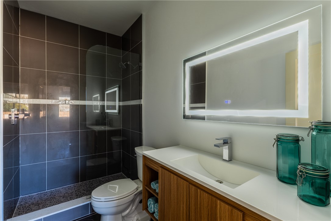 370 Riverfront Drive 2